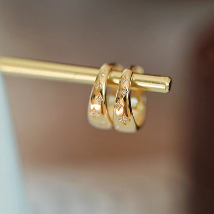 Elegant Metallic Hoop Earrings