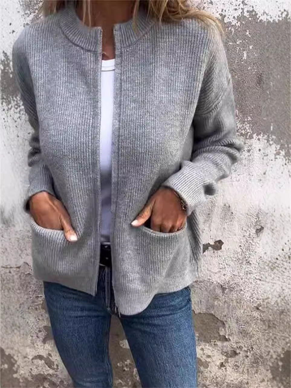 Casual Zip Up Women's Coat with Pockets - Nocini