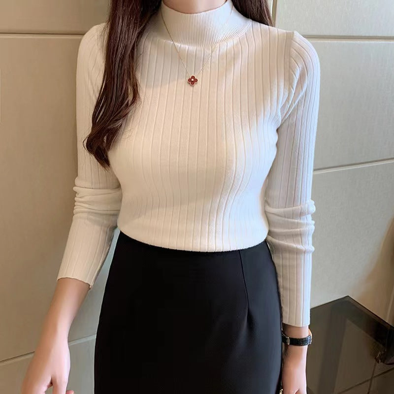 Soft Crew Neck Sweater for Daily Wear