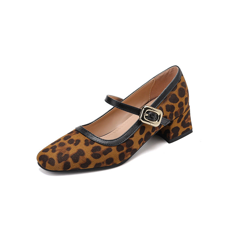 Classic Round Toe Mary Jane Shoes - Buckle Detail