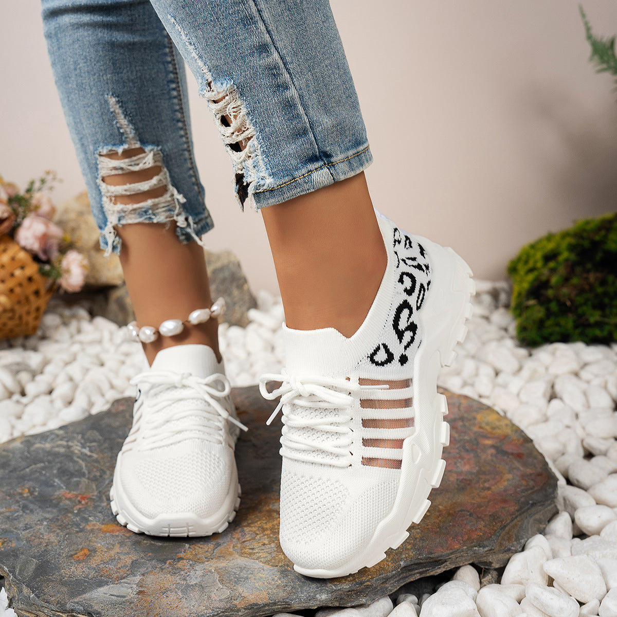 Women's Leopard Print Low Top Sneakers