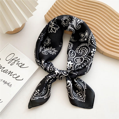 Luxurious Silk Patterned Scarf