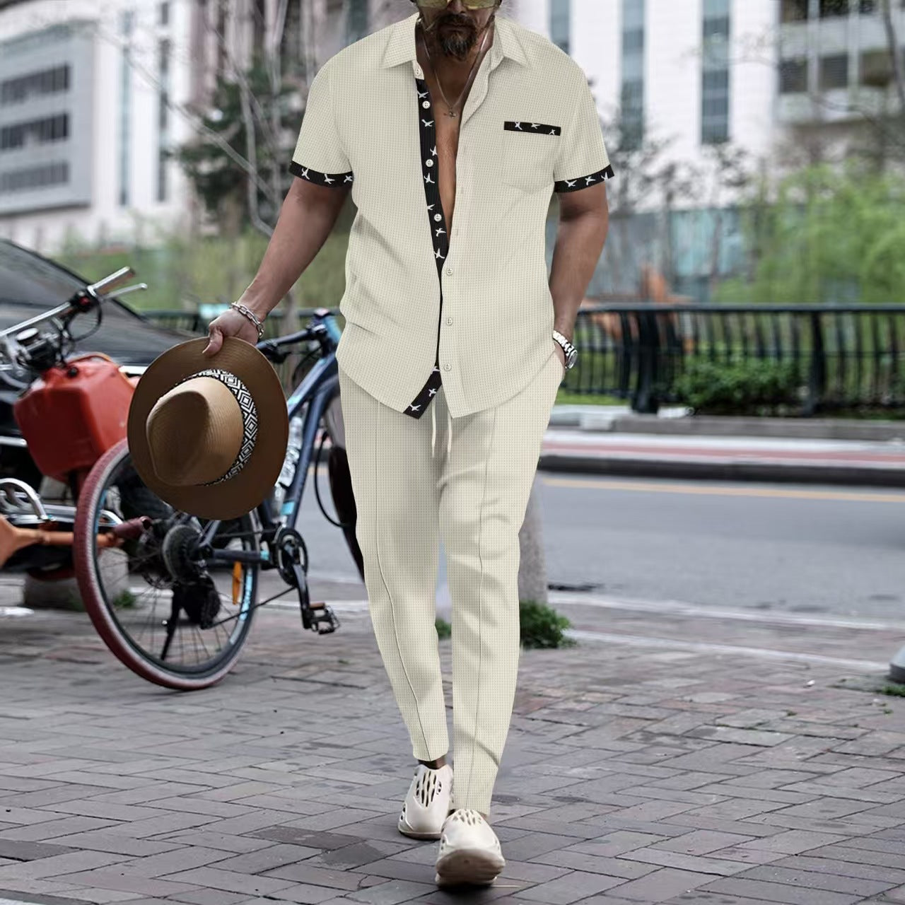 Men's Casual Short Sleeve Shirt with Classic Trim