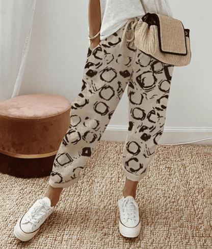 Comfortable Women's Cropped Pants with Elastic Waistband - Nocini