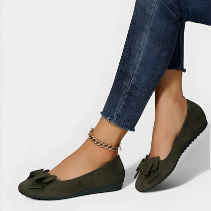 Classic Women's Round Toe Slip On Shoes - Nocini