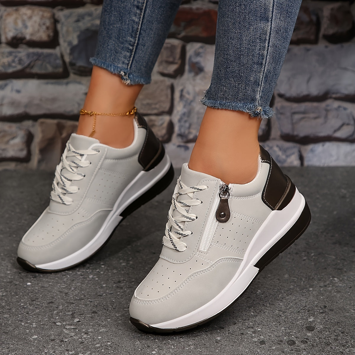 Breathable Casual Women's Low Top Shoes - Nocini