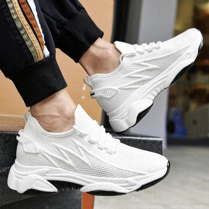 Trendy Men's Thick Sole Casual Sneakers