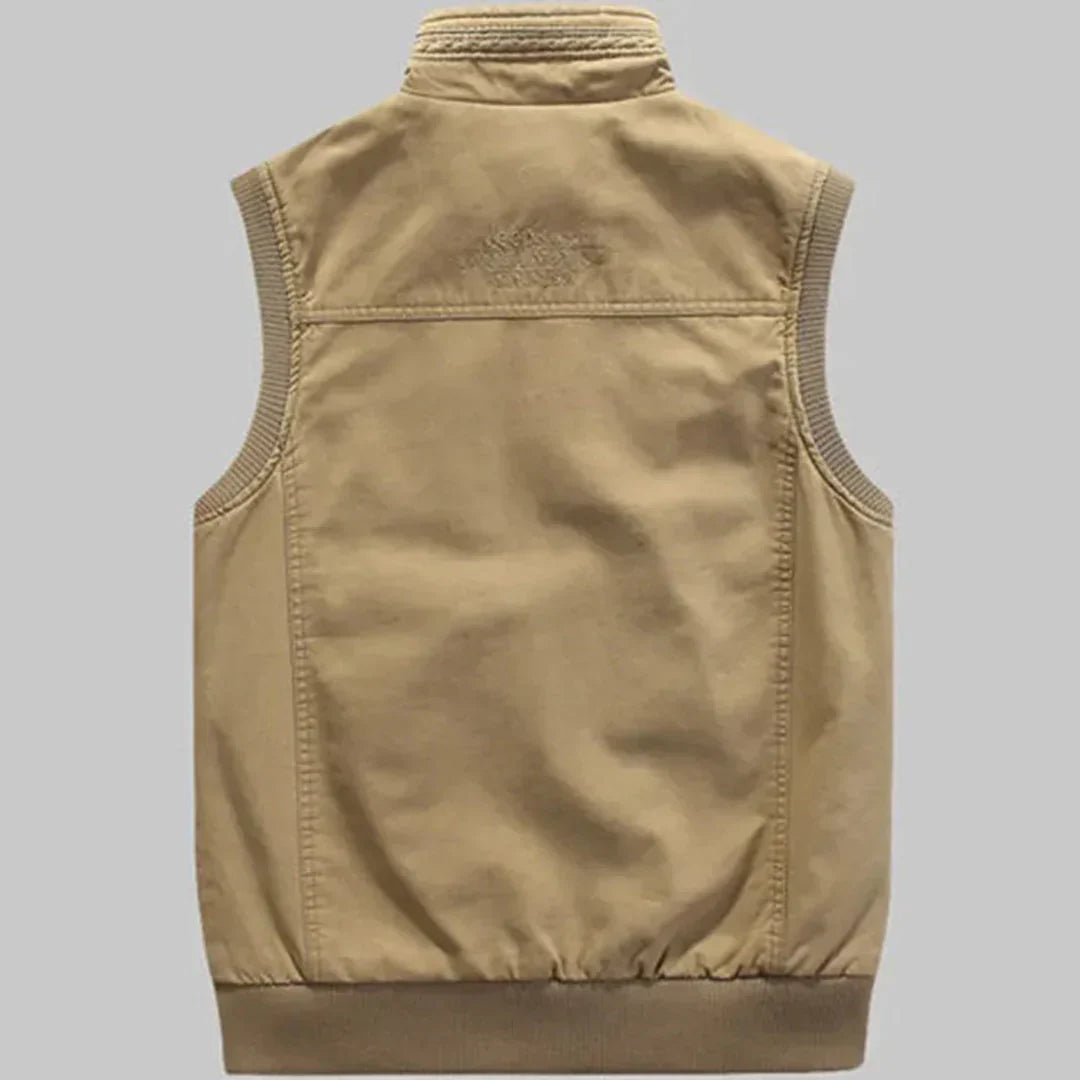 Practical Mens Vest with Extra Storage Pockets