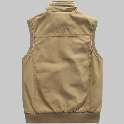 Practical Mens Vest with Extra Storage Pockets