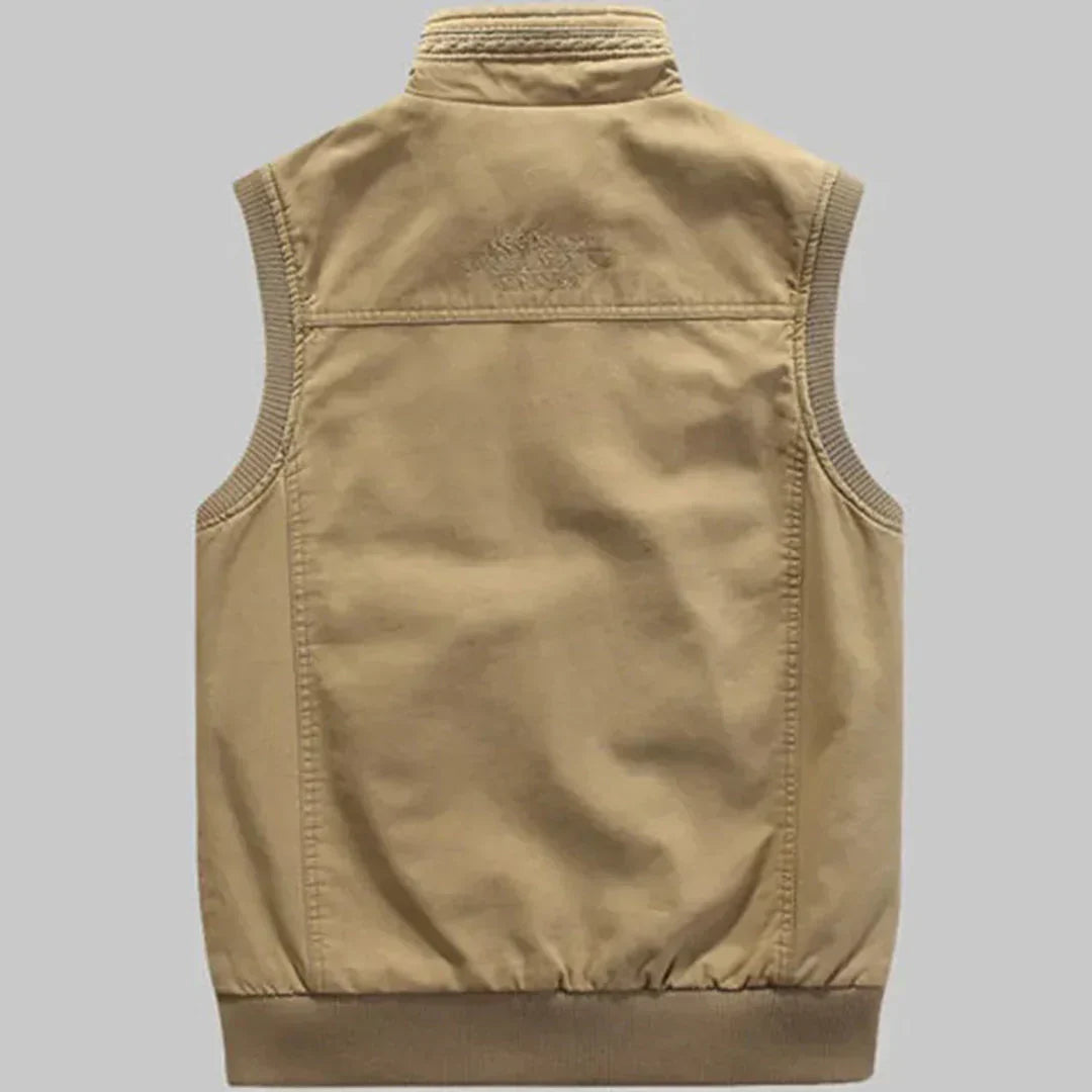 Practical Mens Fishing Vest with Storage Pockets