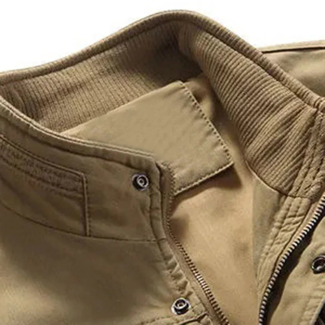 Practical Mens Vest with Extra Storage Pockets
