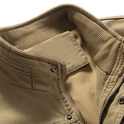 Practical Mens Vest with Extra Storage Pockets