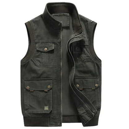 Practical Mens Fishing Vest with Storage Pockets