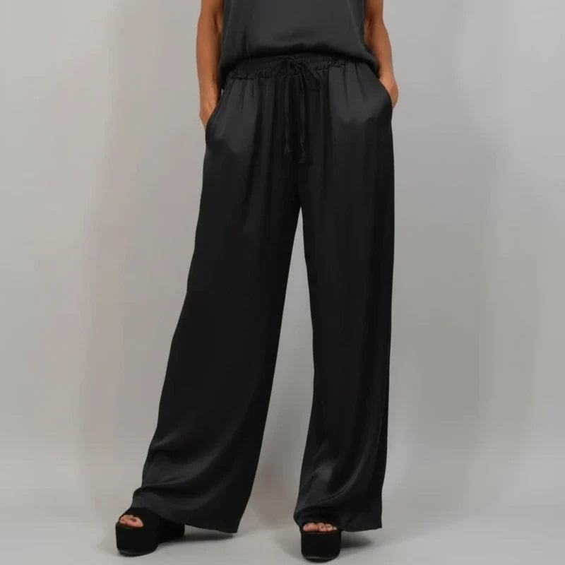 Comfortable 2 Piece Outfit for Ladies