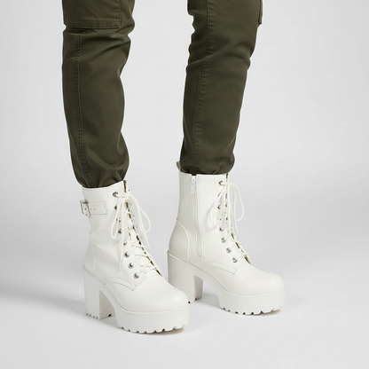 Robuste Stiefel Mit Schnürung - Daisy