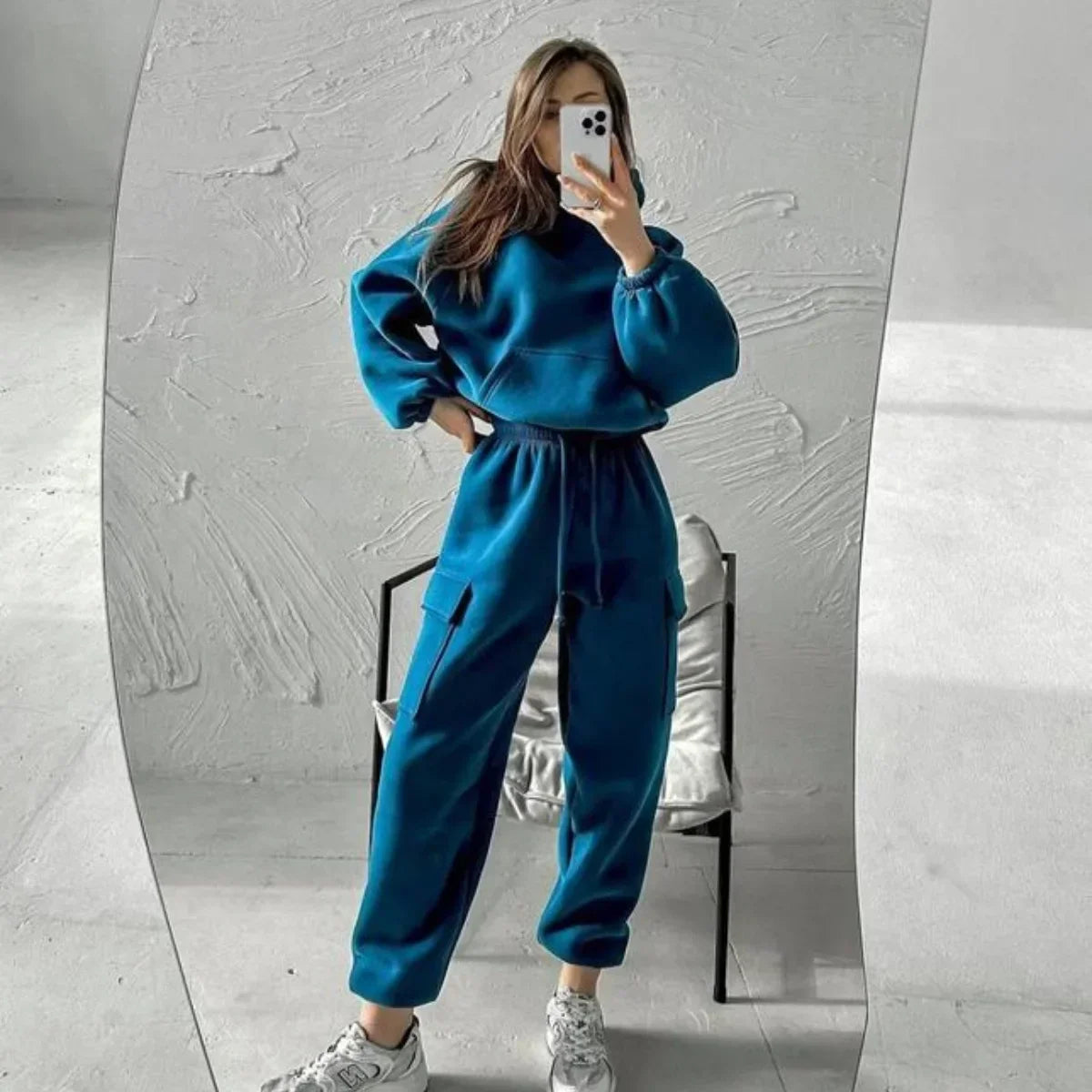 Comfy Women's 2-Piece Hoodie Tracksuit - Nocini
