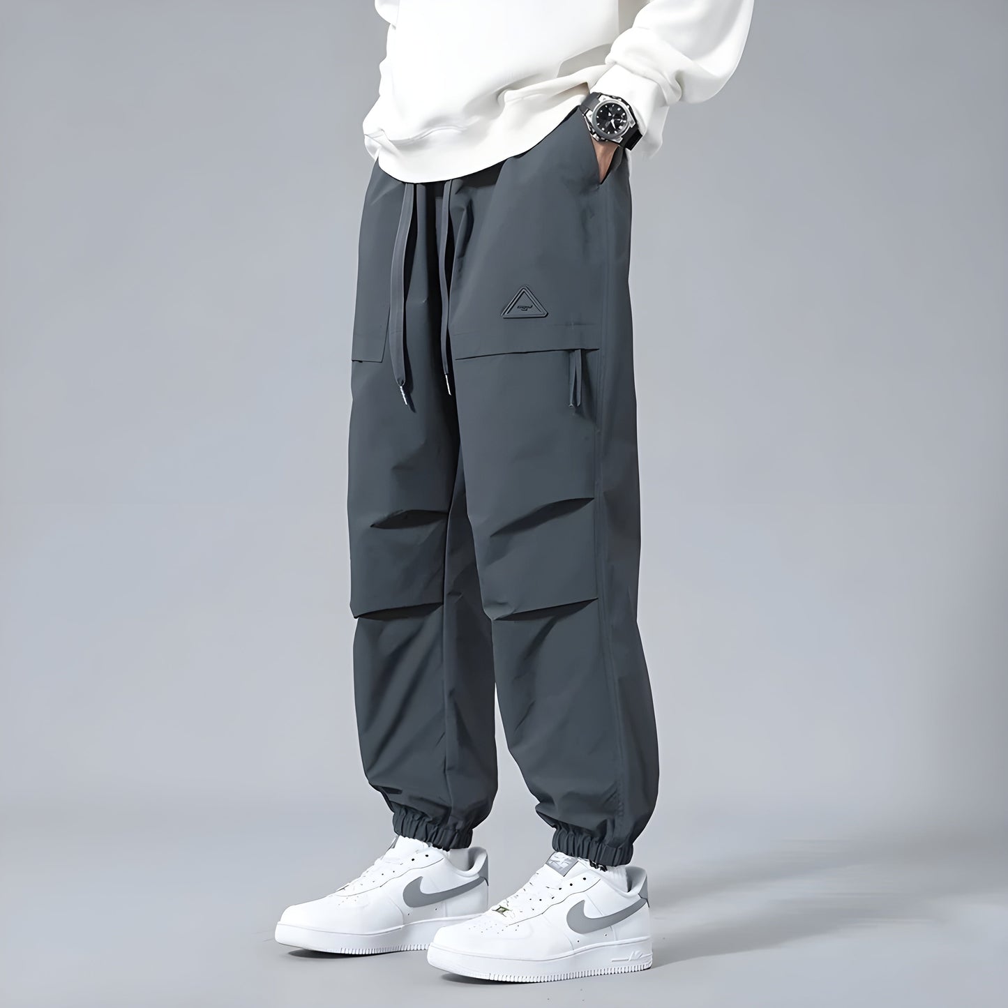 Relaxed Fit Cargo Trousers