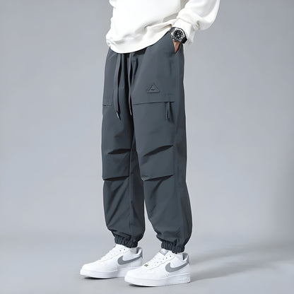 Relaxed Fit Cargo Trousers