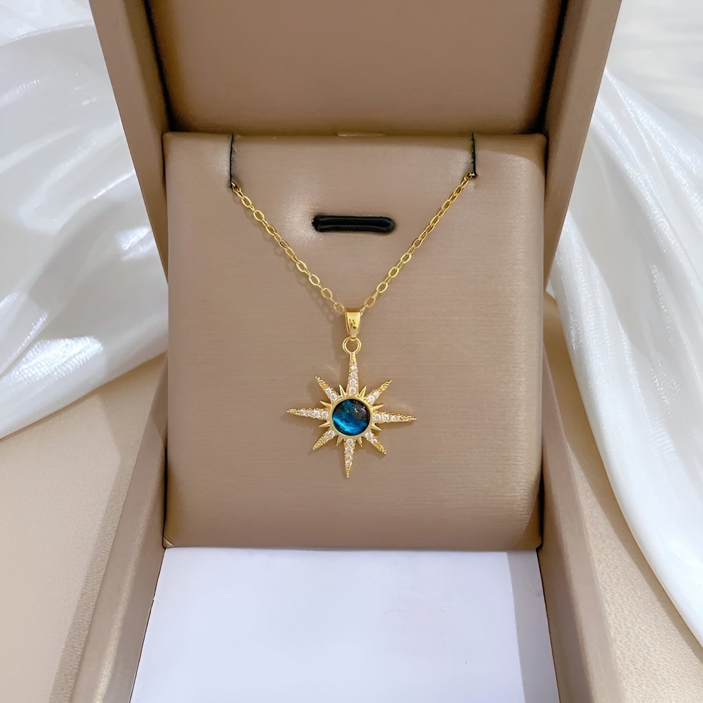 Shiny Yellow Gold Chain Necklace