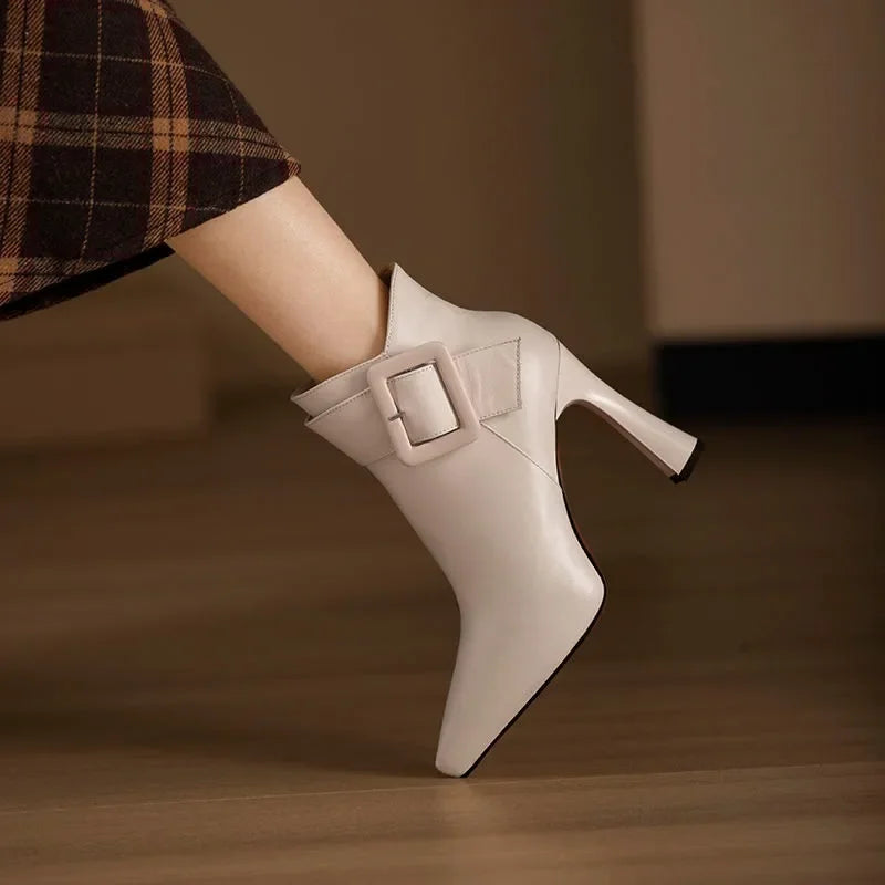 Chic Pointed Toe High Heel Boots