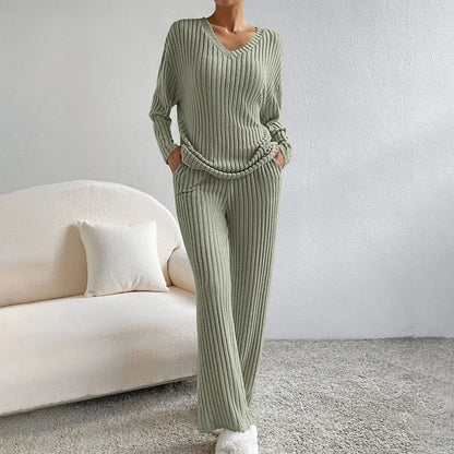 Soft Knit 2-Piece Clothing Set