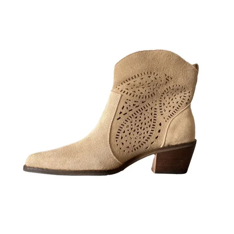 Elegant Leather Cowboy Boots for Women