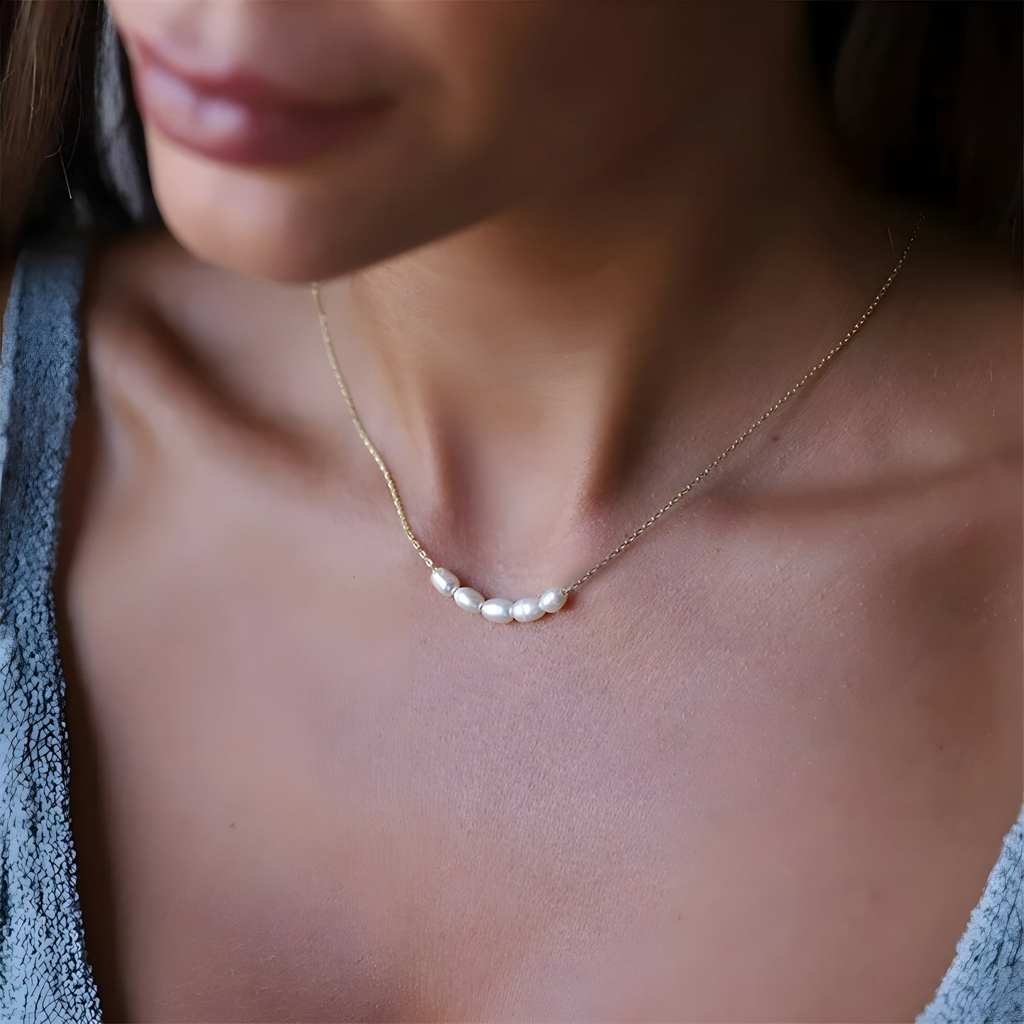 Elegant White Pearl Choker Necklace