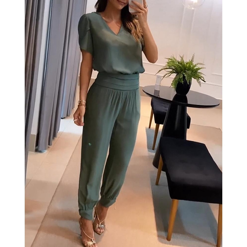 Stylish 2-Piece Ladies Clothing Set