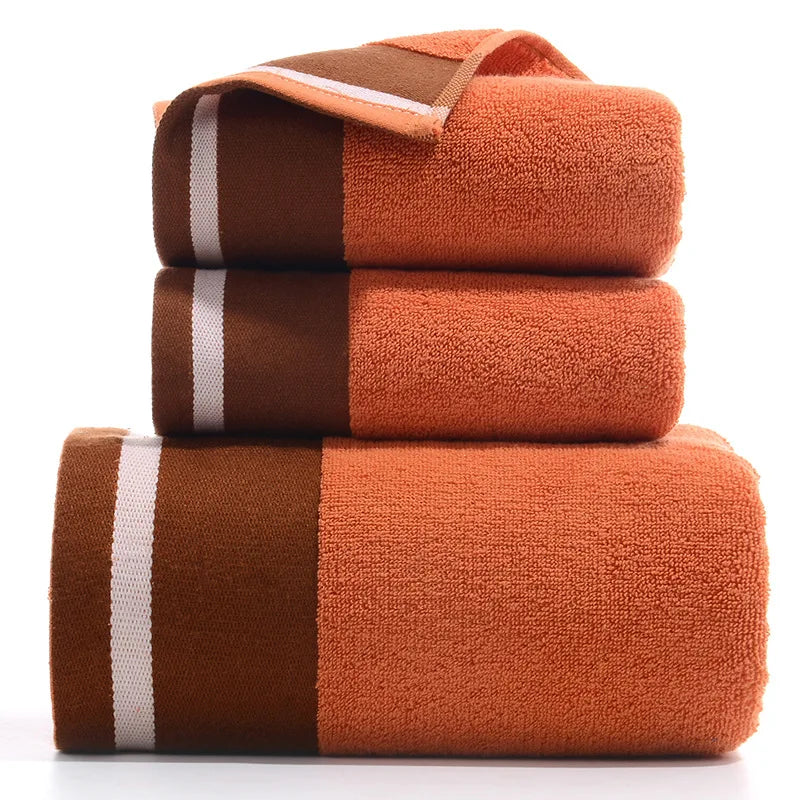 Contemporary Cotton Bath Towel Set With Plush Texture