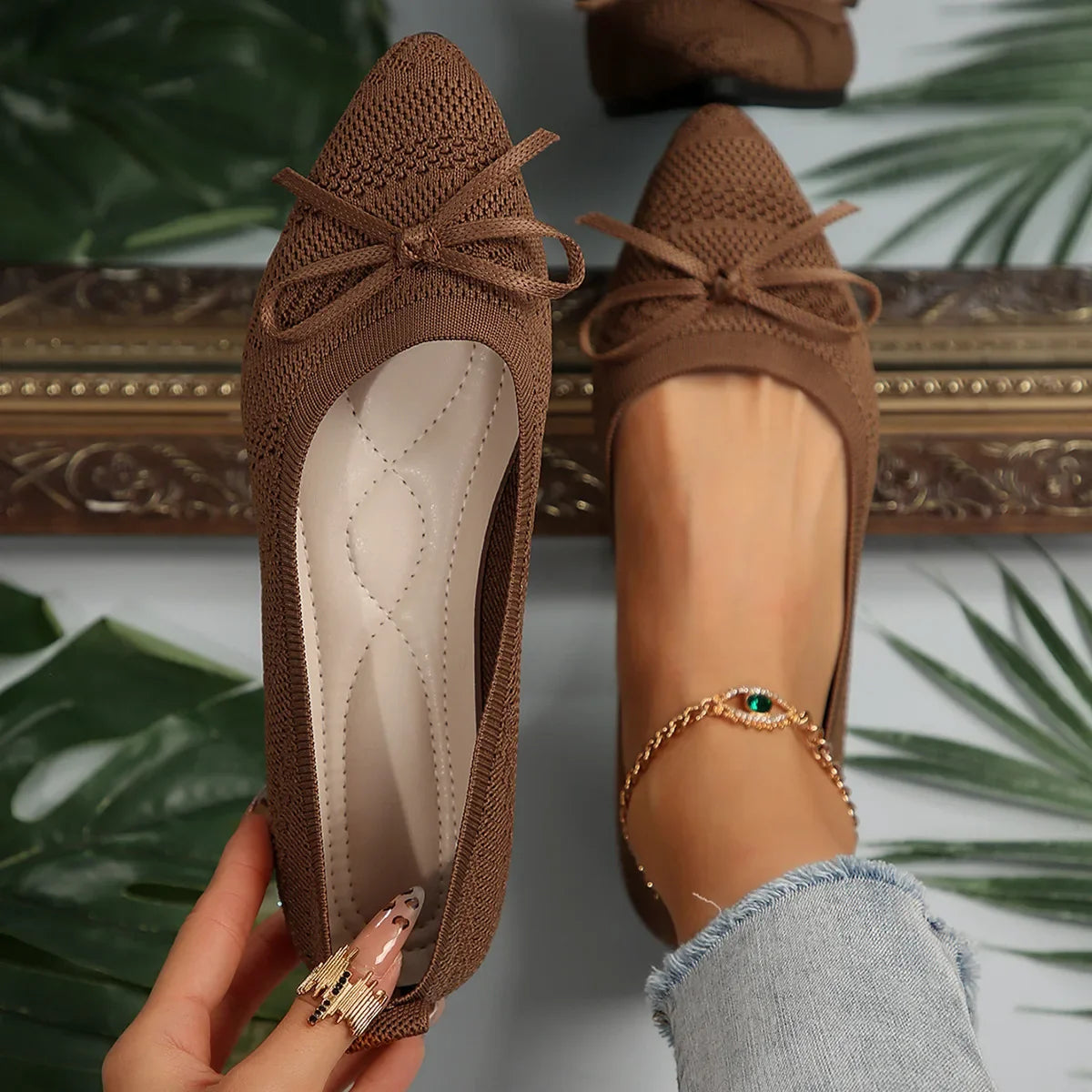 Comfortable Ribbon Tie Shoes - Nocini