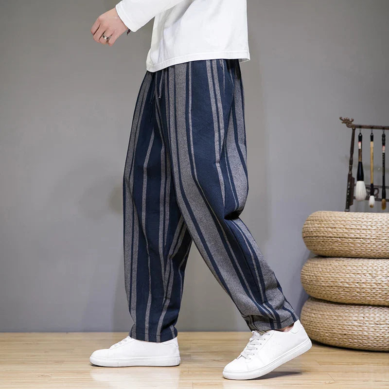 Casual Fit Cropped Pants - Nocini