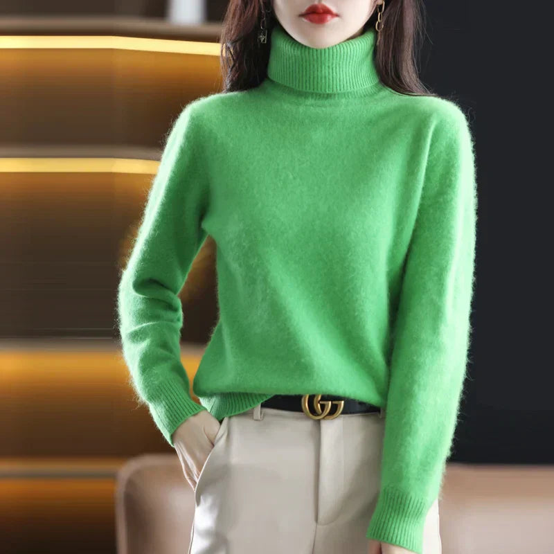 Soft Women's Cashmere Crew Neck Knit Sweater