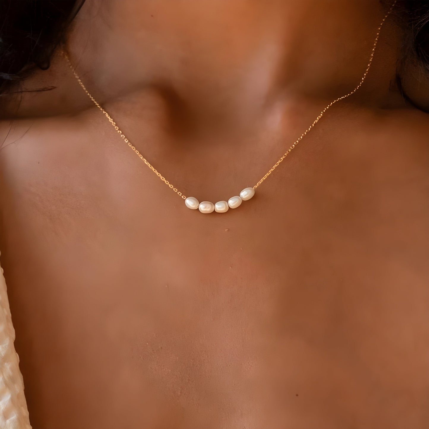 Elegant White Pearl Choker Necklace