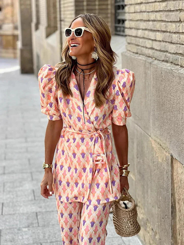 Ladies' Outfit - V-Neck Top with Puffy Sleeves and High-Waisted Trousers - Nocini