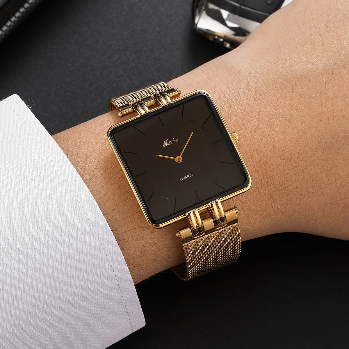 Zelari Square Watch Caliboot
