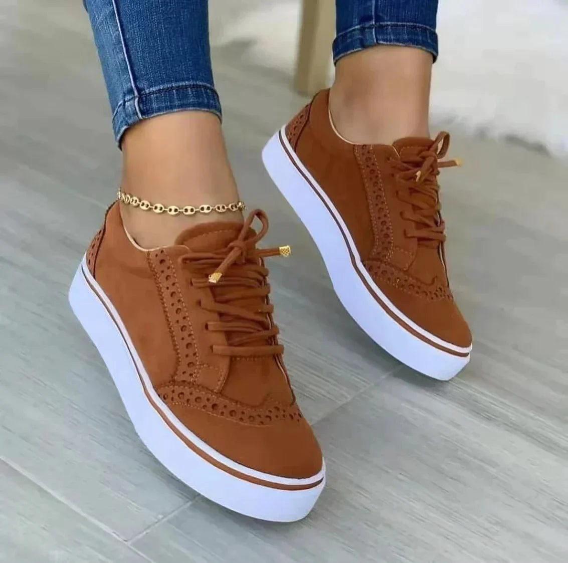 Fashionable Women's Comfortable High Top Sneakers - Nocini