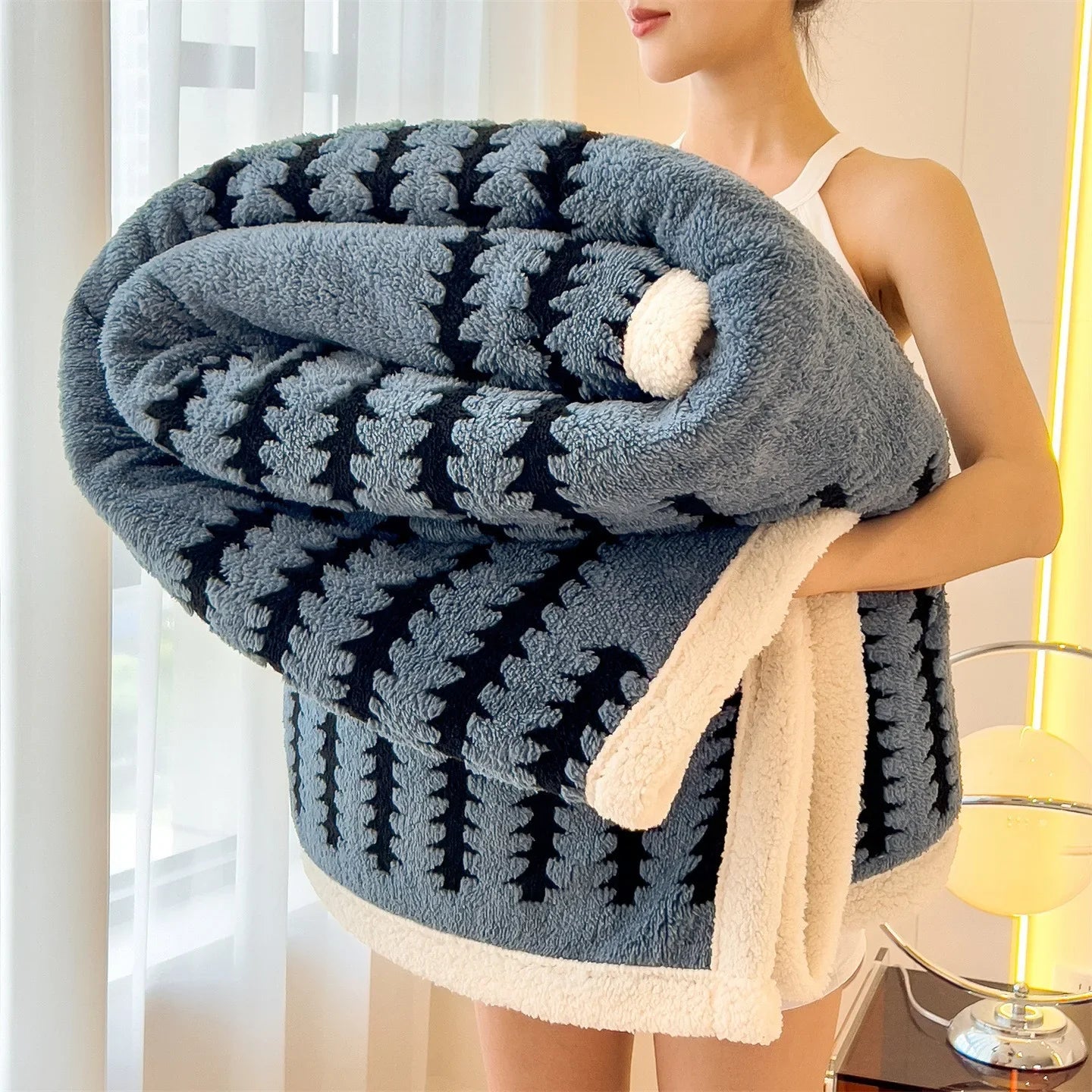 Contemporary Flannel Blanket With Plush Sherpa Fleece