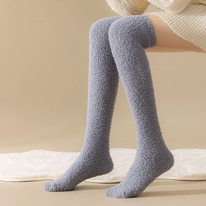 Soft Women's Knee High Comfort Socks - Nocini