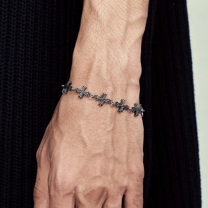 Shiny Cross Pendant Necklace - Nocini