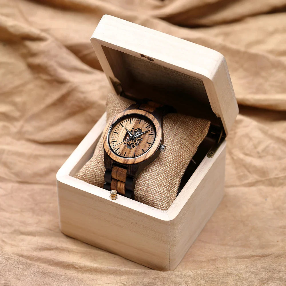 Classic Wooden Round Analog Watch