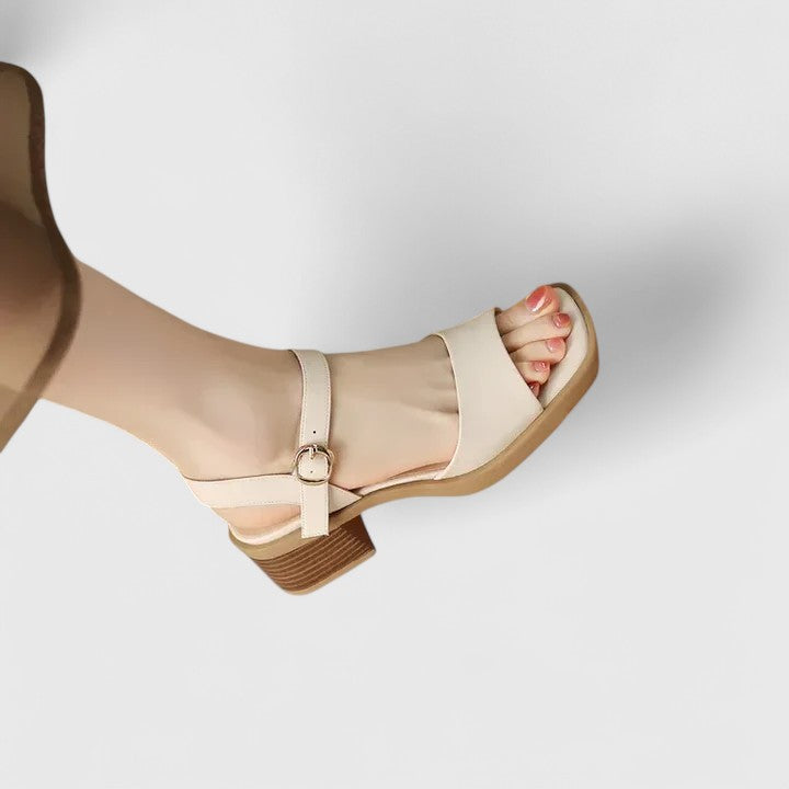 Stylish Beach Sandals - Olytrend