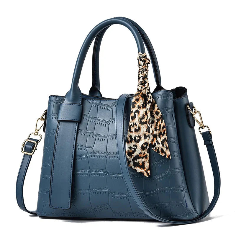 CHRISTINE™ LEATHER BAG Caliboot