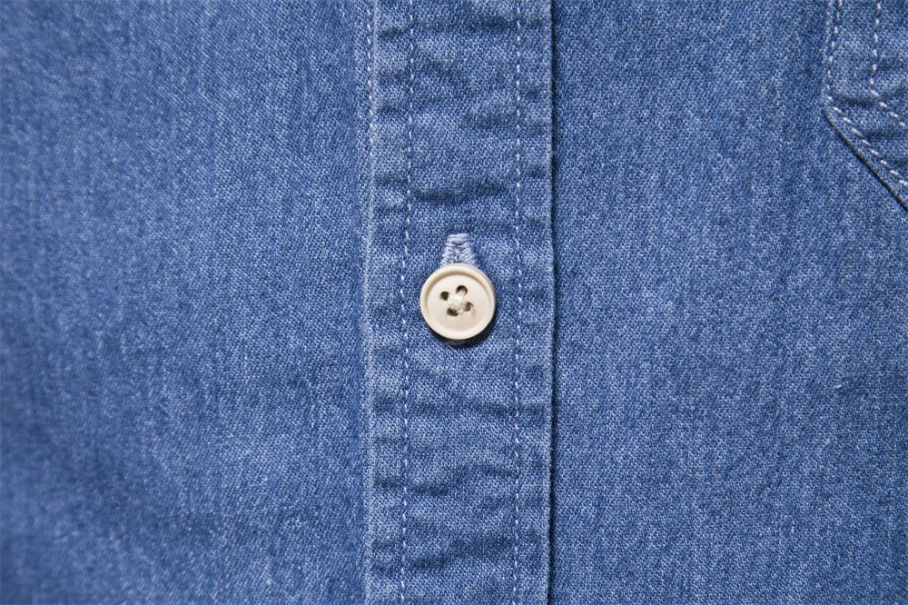 Classic Fit Mens Button Down Shirt with Pocket