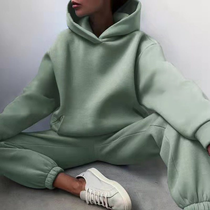 Women's Fashionable Athletic Wear Set