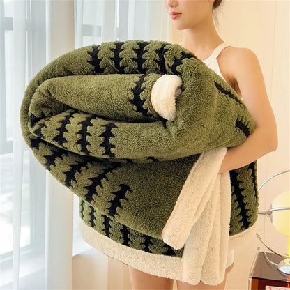Contemporary Flannel Blanket With Plush Sherpa Fleece