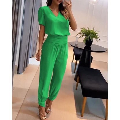 Soft Chic 2-Piece Ladies Outfit