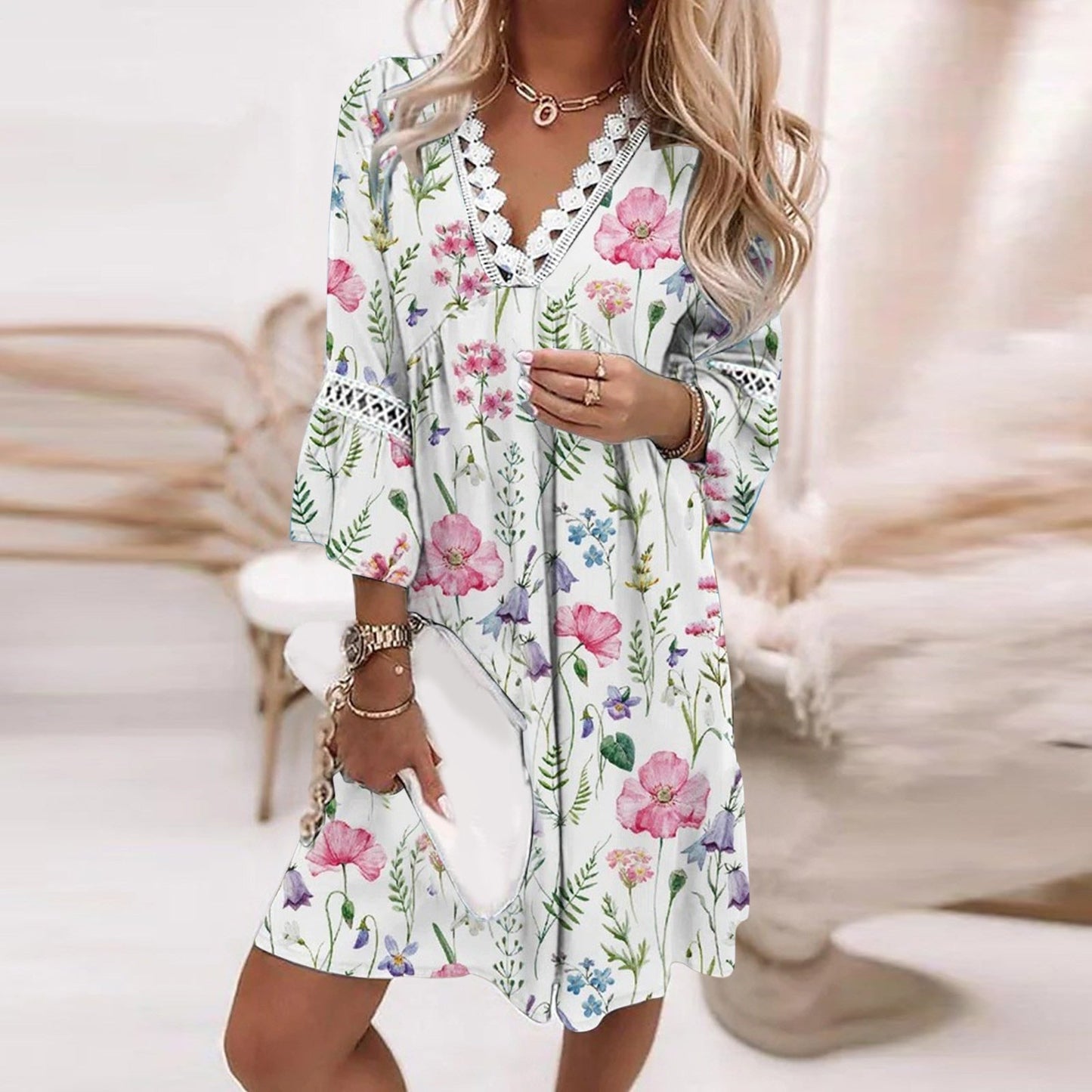 Comfortable V-Neck Floral Dress with Lace