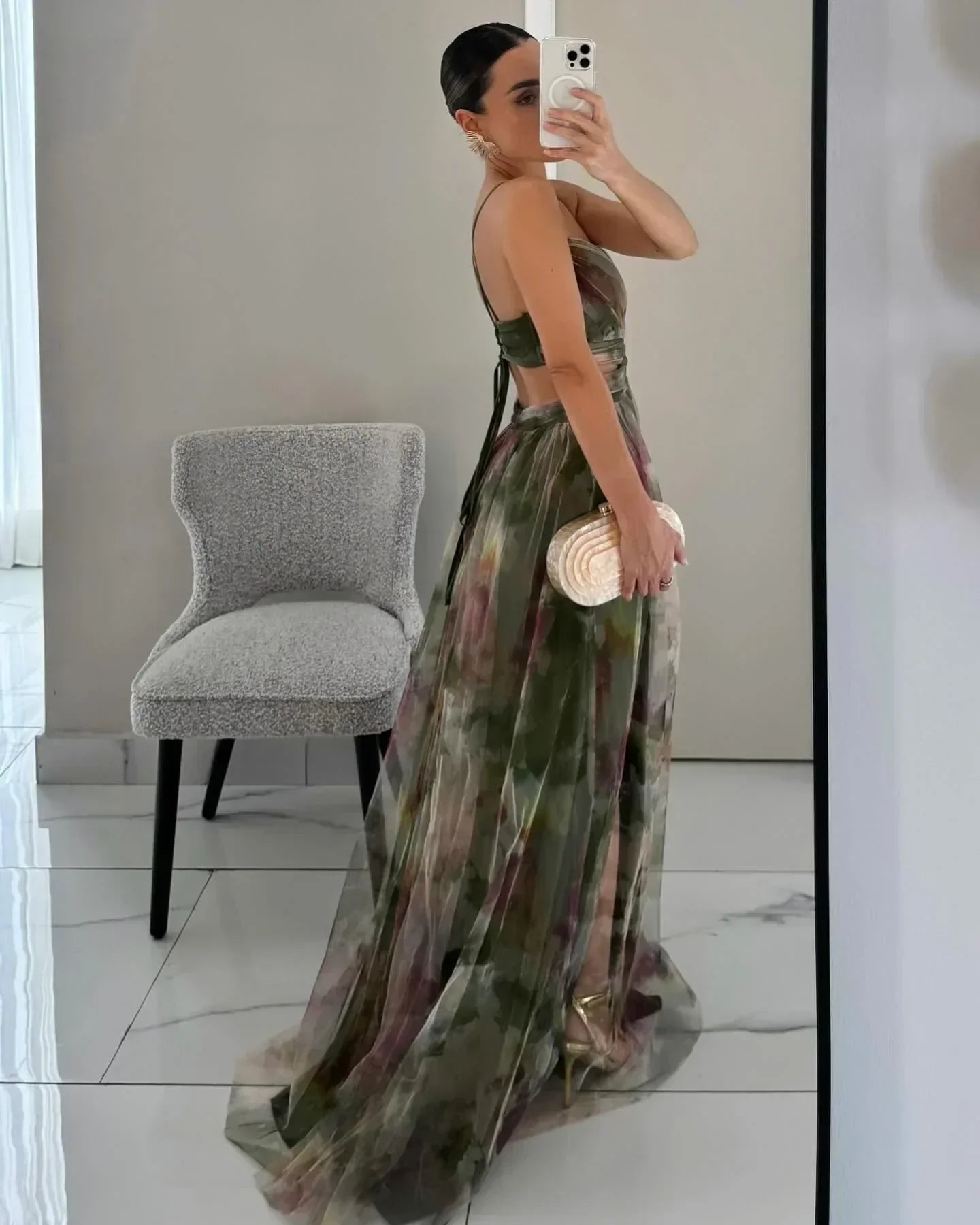 Elegant Ladies Flower Party Dress with Cut Out Detail