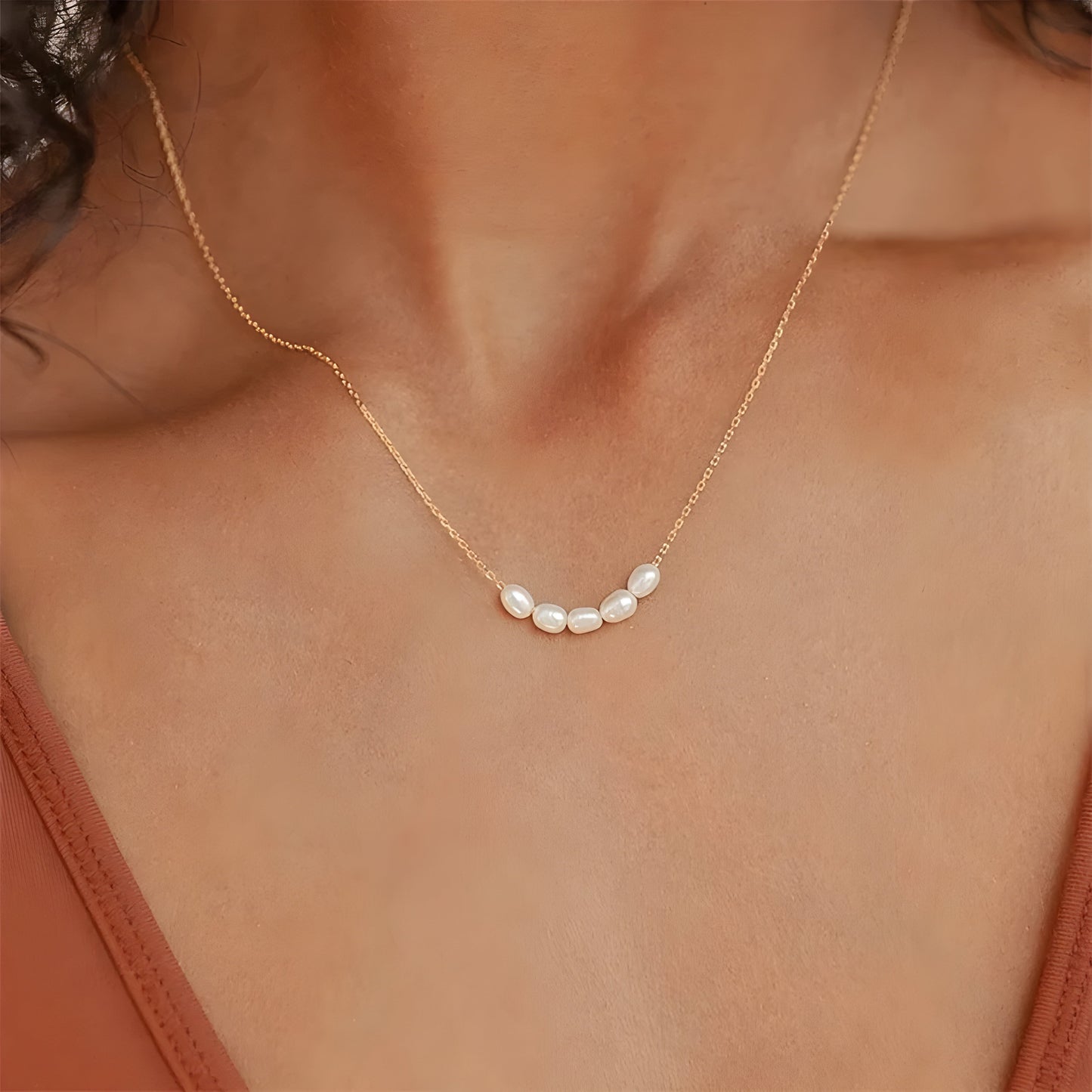 Elegant White Pearl Choker Necklace - Nocini