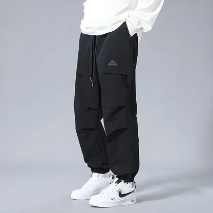 Relaxed Fit Cargo Trousers